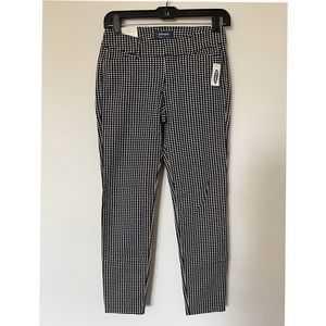 Old Navy Houndstooth Mid Rise Pixie Pant NWT